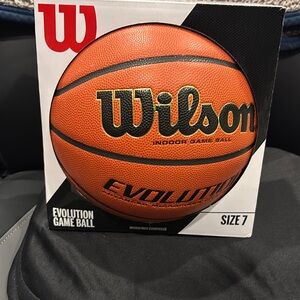 Wilson Evolution Game Ball Size 7